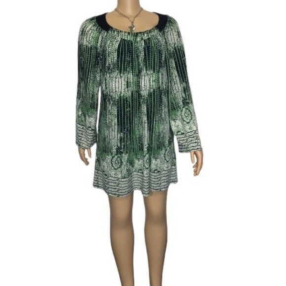 Beige By Eci Dress Mini Mod Tunic Boho Retro Green Black bell sleeves size M - Picture 3 of 14